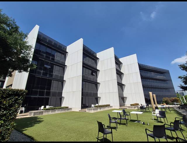 381M² OFFICE TO LET IN SANDTON CENTRAL